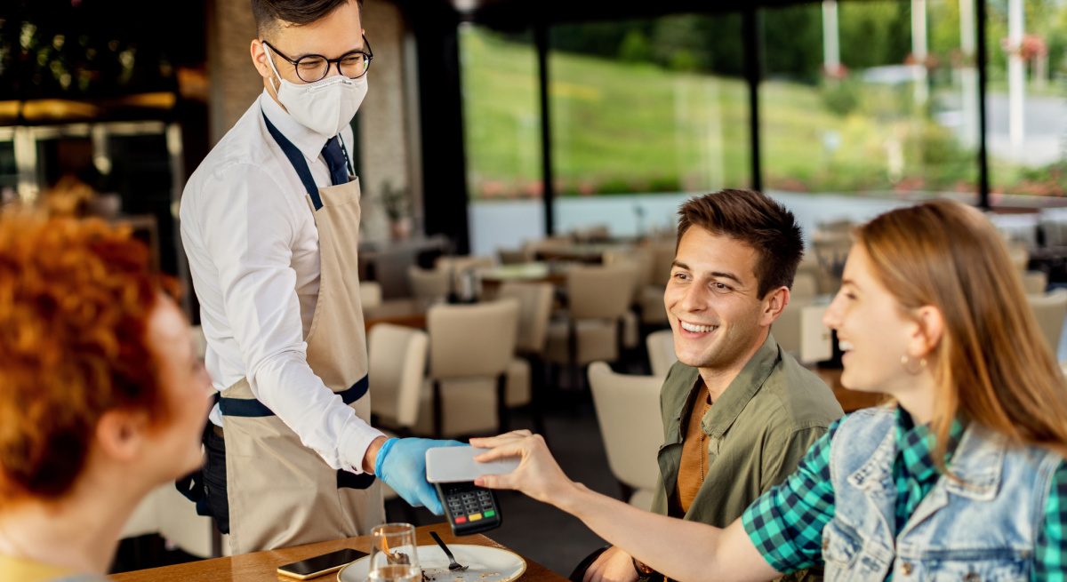 Restaurant & Dining Experience: Why Great Food Alone Is No Longer Enough